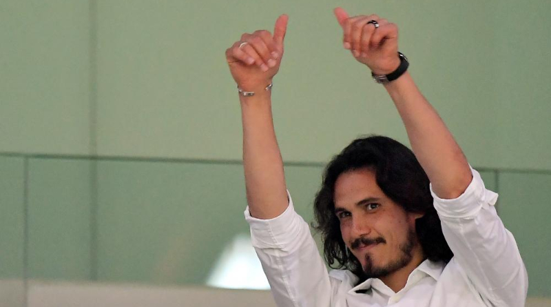 Edinson Cavani joins Valencia in a 2 year deal 1 Edinson Cavani joins Valencia in a 2 year deal