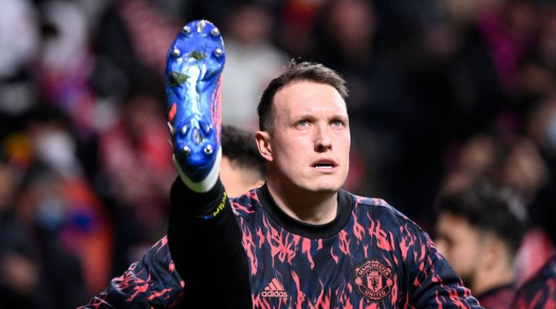 Phil Jones Parents: Meet Helen And Mark Jones 1 Phil Jones Parents