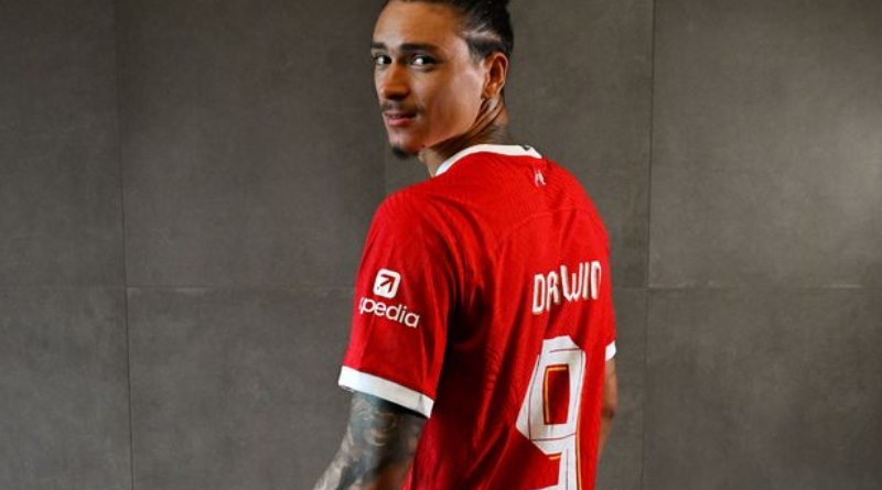 Darwin Nunez replaces Roberto Firmino as Liverpool's new number 9