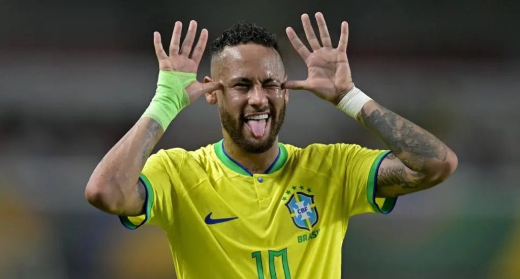 Neymar returns to Brazil squad after 17 month absence 1 Neymar returns to Brazil squad after 17 month absence