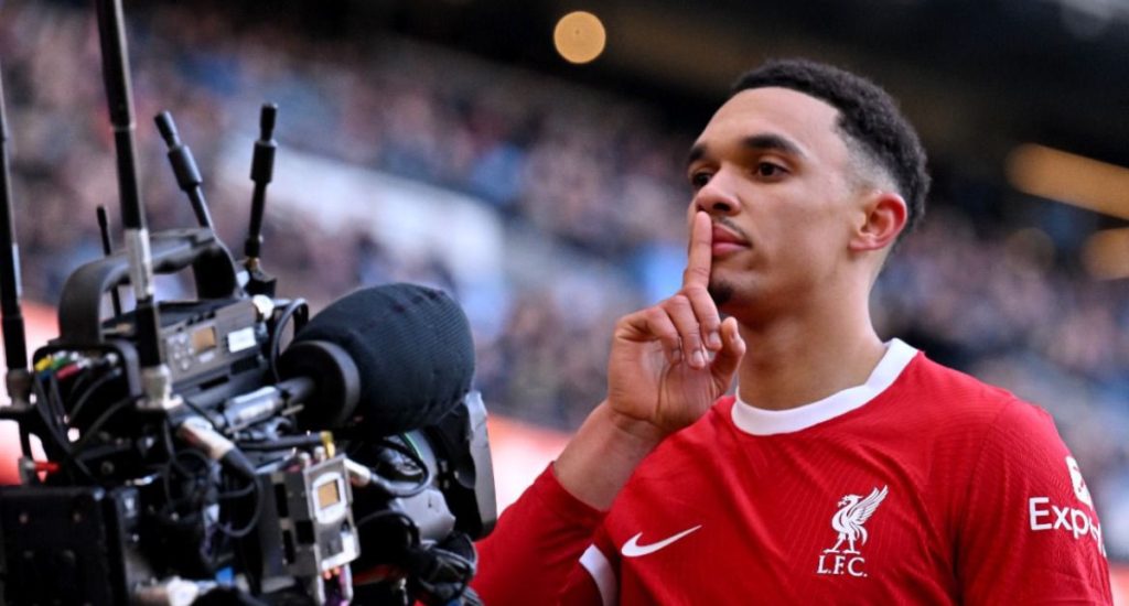 Wayne Rooney backs Trent's decision to swap Liverpool for Real Madrid