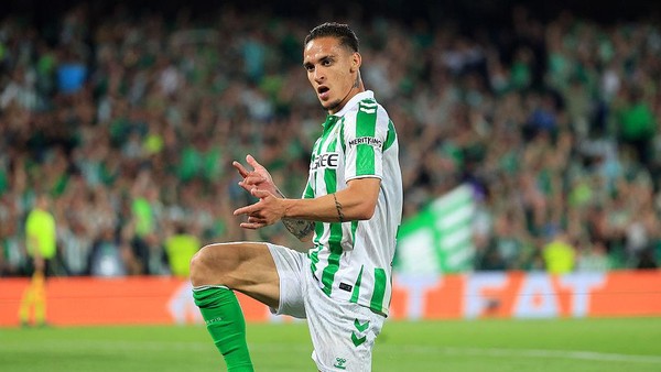 Anthony’s Brilliant Goal the Decider in Real Betis Victory Over Fiorentina 2 Anthony's screamer makes the difference for Real Betis as they edge pass Fiorentina